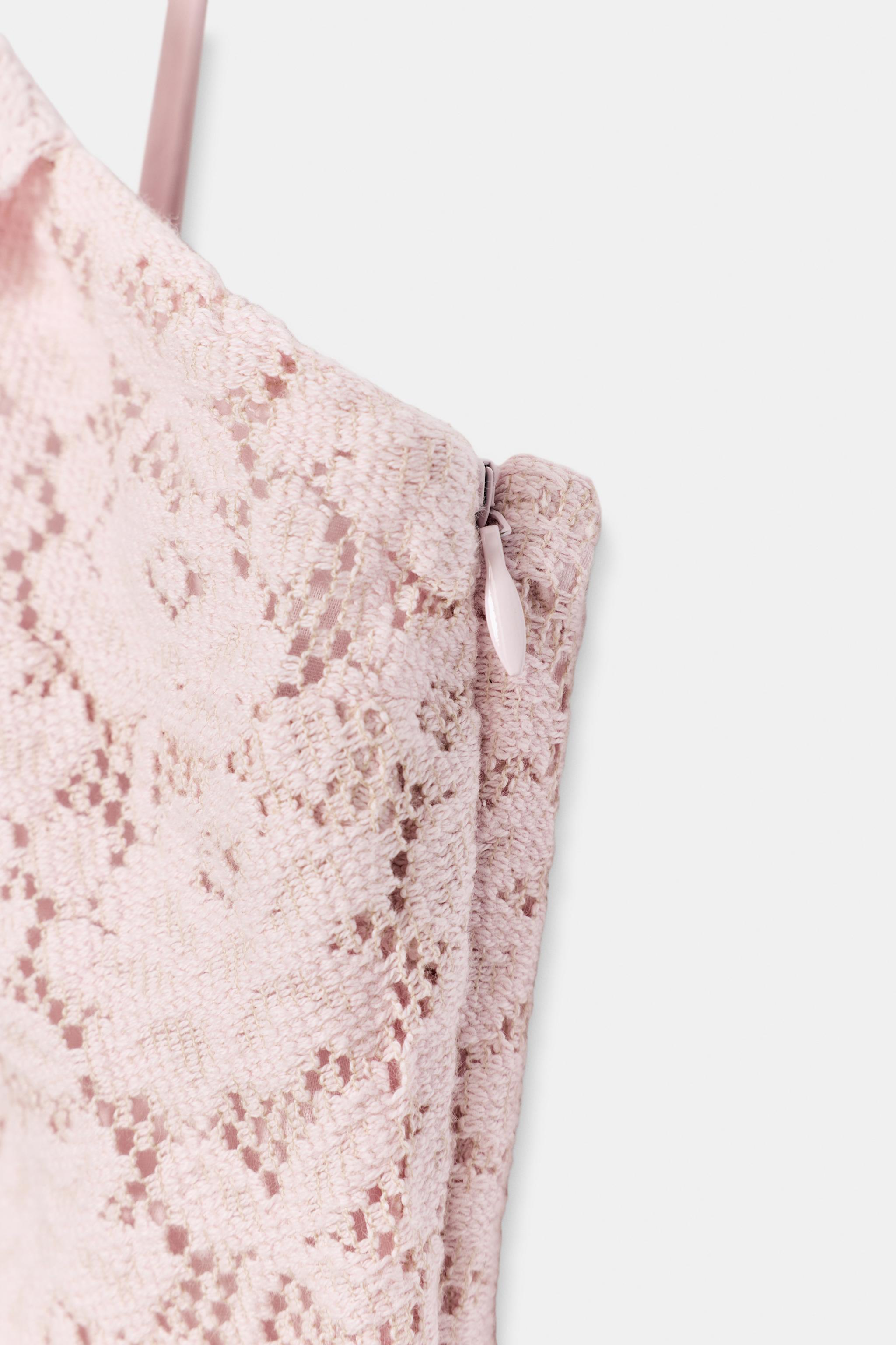 LACE BUBBLE HEM MINI DRESS